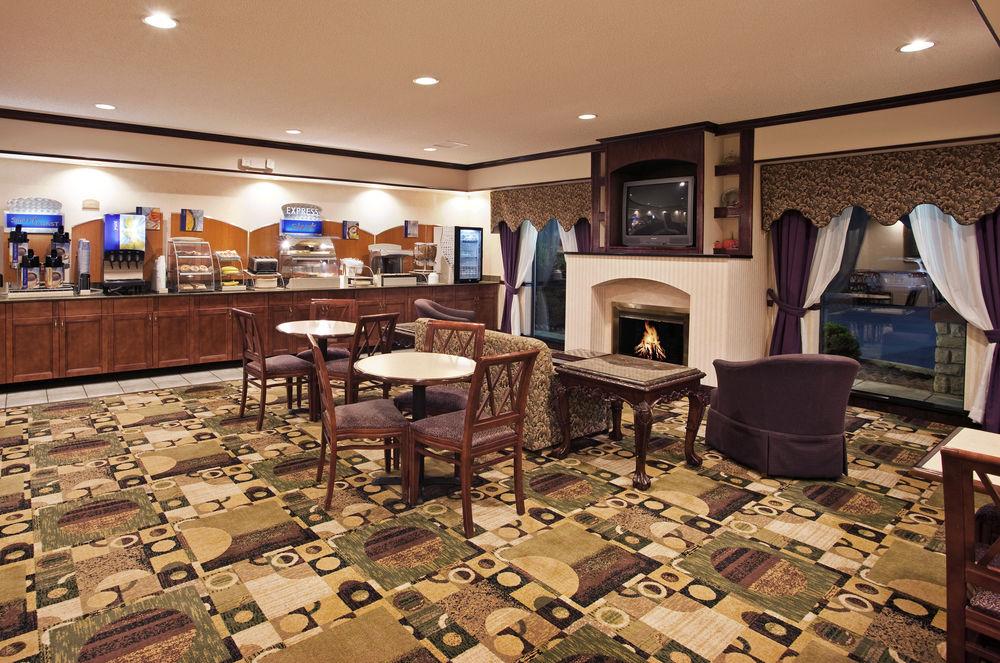 Holiday Inn Express Hotel & Suites Circleville By Ihg Exterior foto