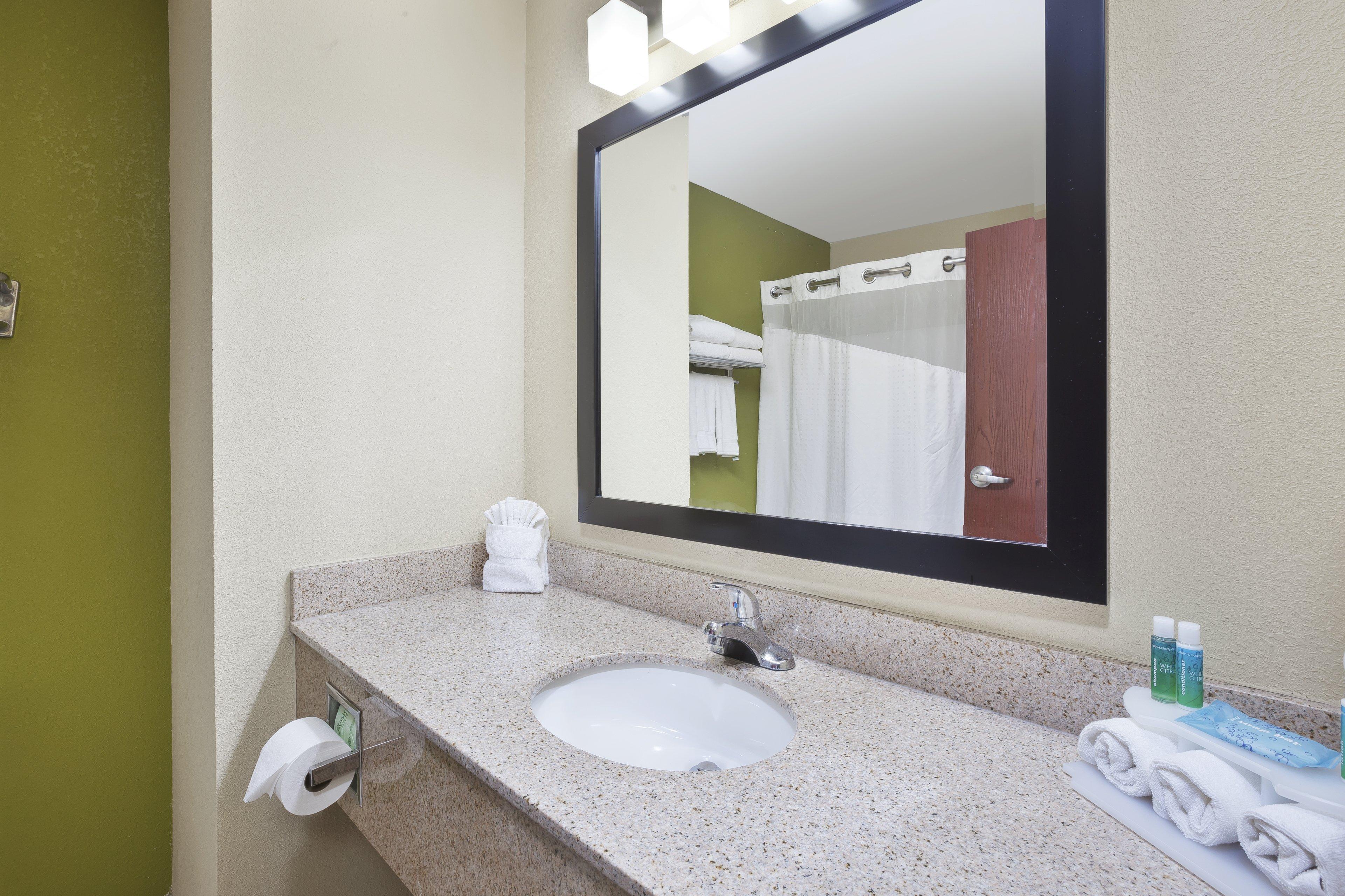 Holiday Inn Express Hotel & Suites Circleville By Ihg Exterior foto