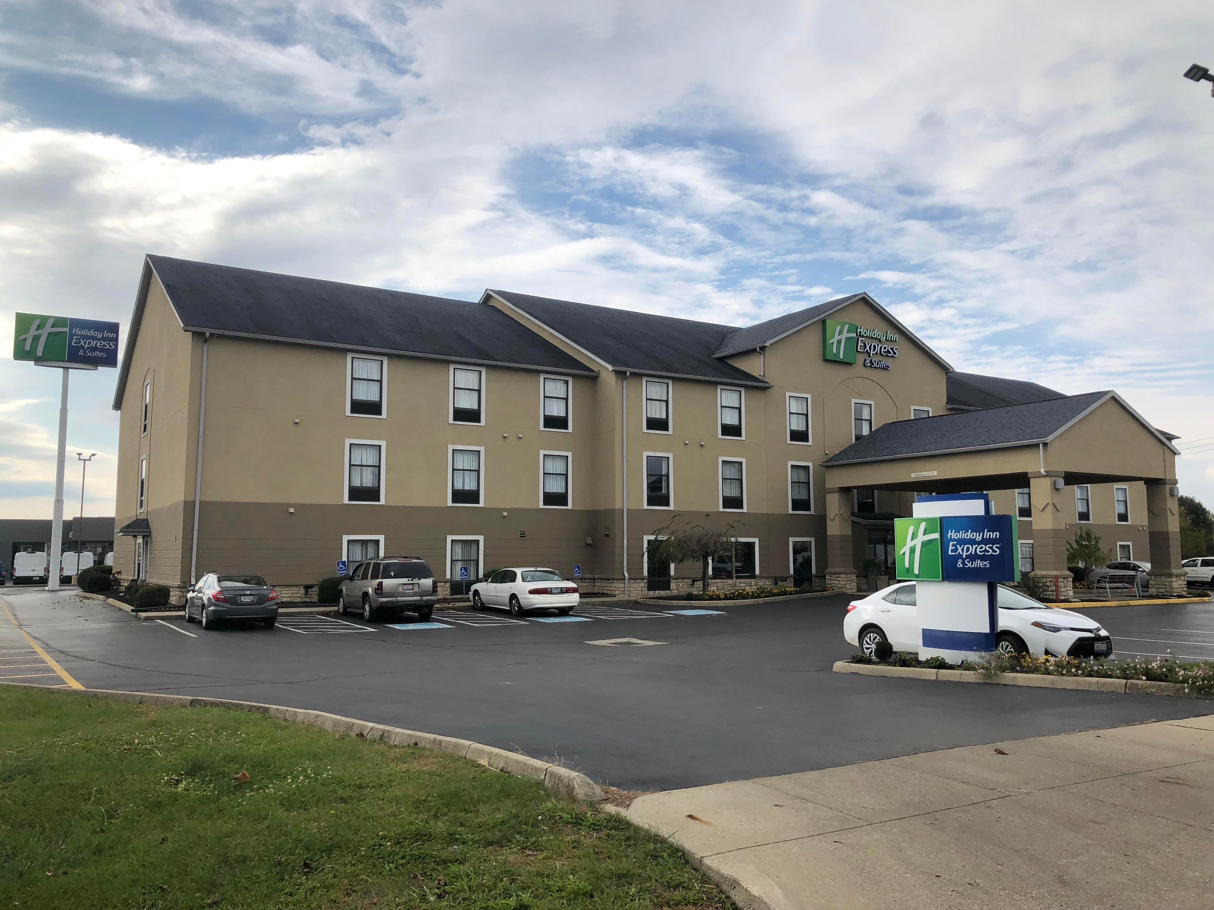 Holiday Inn Express Hotel & Suites Circleville By Ihg Exterior foto