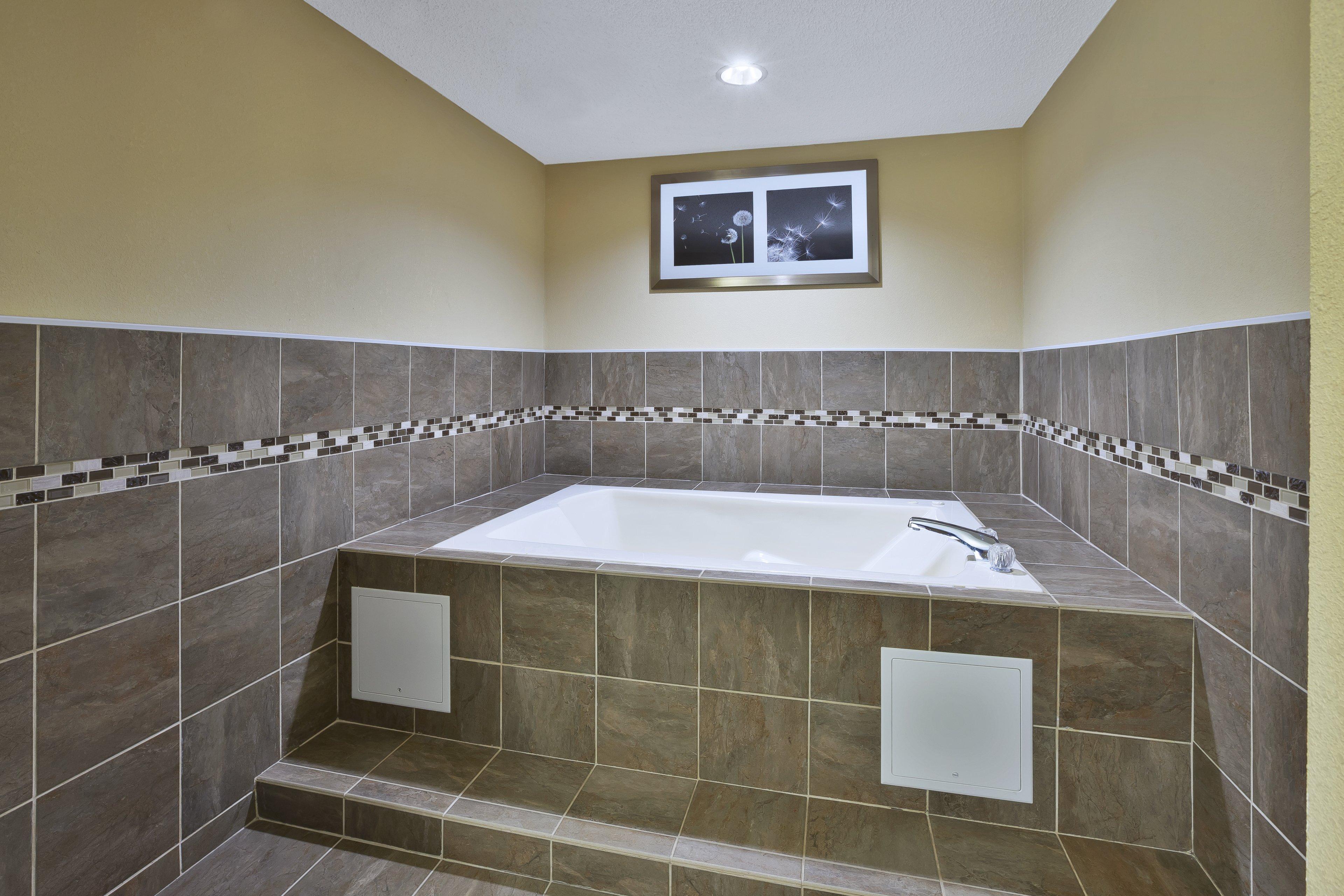 Holiday Inn Express Hotel & Suites Circleville By Ihg Exterior foto